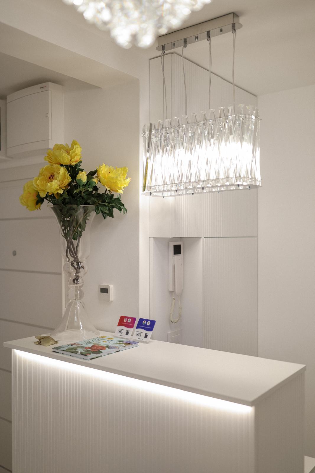 O nama - Moment Centar